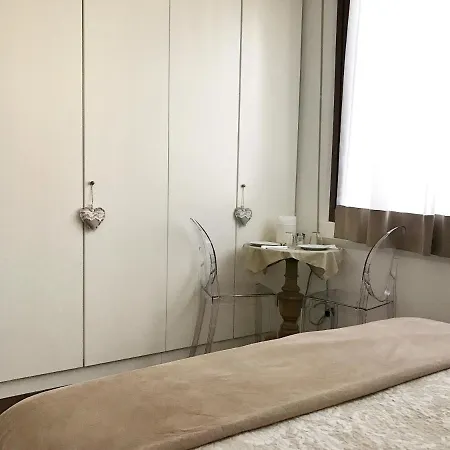 'e' * 威尼斯丽都